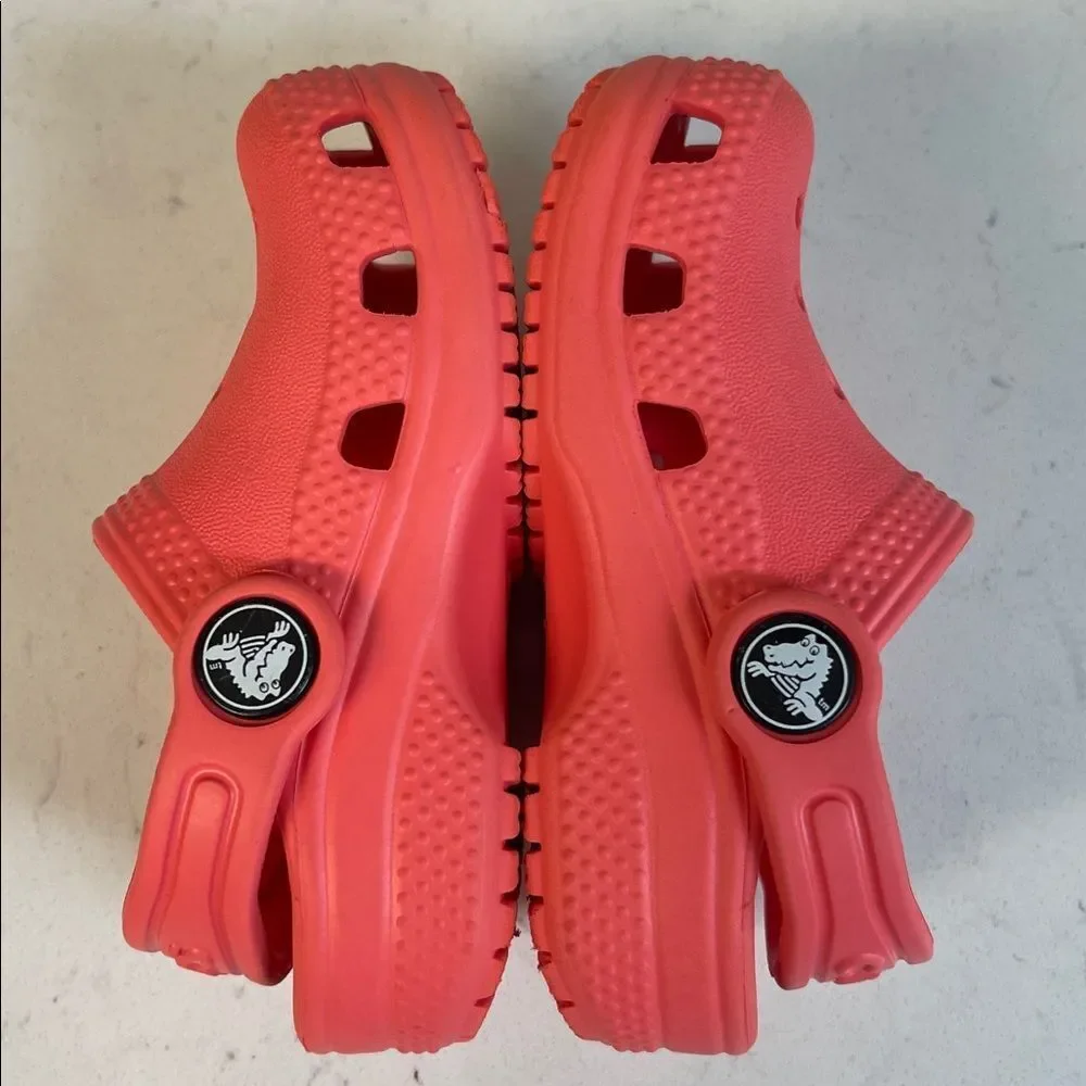 Crocs Toddler Classic Clog Size 5 Coral - Neon Watermelon? Style # 206990
